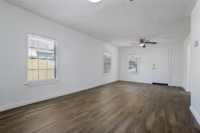 419 N Crawford Street, Denton, TX 76209 - Photo 6