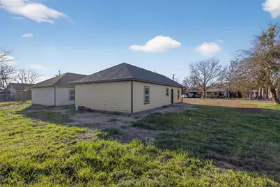 512 SW 15th Street, Mineral Wells, TX 76067 - Photo 16