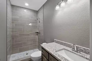 512 SW 15th St, Mineral Wells, TX 76067 - Photo 10