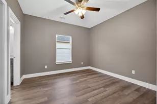 512 SW 15th St, Mineral Wells, TX 76067 - Photo 8