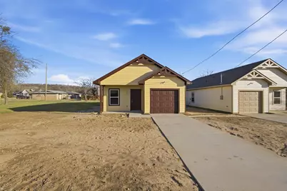 512 SW 15th Street, Mineral Wells, TX 76067 - Photo 2