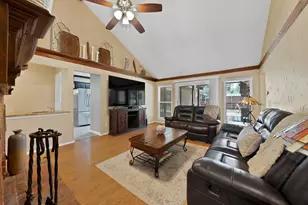 1818 Sara Ln, Richardson, TX 75081 - Photo 6