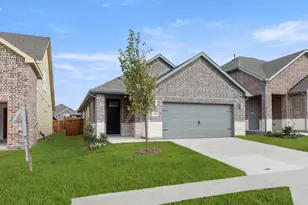 3643 Castle Dr, Celina, TX 75009 - Photo 2