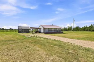 1703 Fm 1501, Deport, TX 75435 - Photo 2