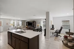 14025 Ilderton St, Pilot Point, TX 76258 - Photo 12
