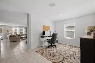 14025 Ilderton St, Pilot Point, TX 76258 - Photo 20
