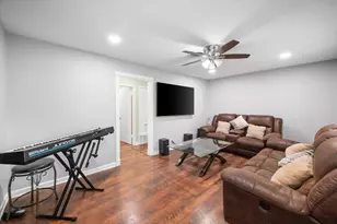 201 Hardy Ave, Corsicana, TX 75110 - Photo 2