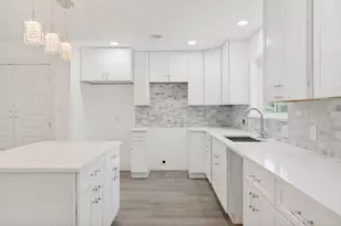 5718 Trio Ln, Dallas, TX 75241 - Photo 12