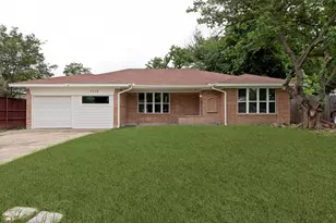 5718 Trio Ln, Dallas, TX 75241 - Photo 1