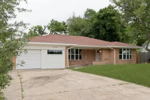 5718 Trio Ln, Dallas, TX 75241 - Photo 2