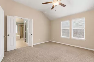 620 Swift Current Dr, Crowley, TX 76036 - Photo 8