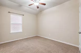 620 Swift Current Dr, Crowley, TX 76036 - Photo 10