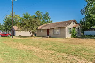 200 4th St, Kerens, TX 75144 - Photo 10