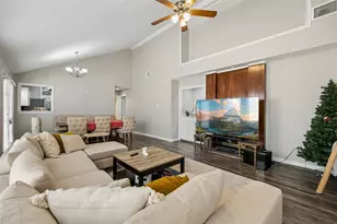 2108 Rose Cliff Ln, Carrollton, TX 75007 - Photo 4
