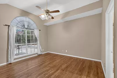 9803 Hickory Hollow Lane, Irving, TX 75063 - Photo 12