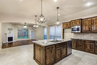 10816 Sexton Drive, McKinney, TX 75072 - Photo 8