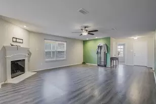 10521 Hartley Ln, Fort Worth, TX 76108 - Photo 6