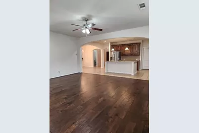 305 Eastland Drive, Lewisville, TX 75056 - Photo 6