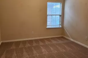 305 Eastland Dr, Lewisville, TX 75056 - Photo 18
