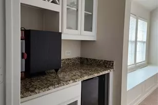 305 Eastland Dr, Lewisville, TX 75056 - Photo 14