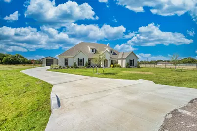 1016 Emery Court, Weatherford, TX 76087 - Photo 4