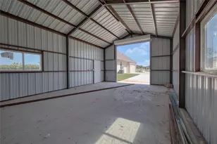 1016 Emery Ct, Weatherford, TX 76087 - Photo 6