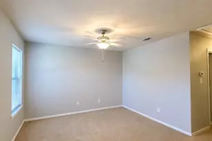 560 W Elm, Stephenville, TX 76401 - Photo 2