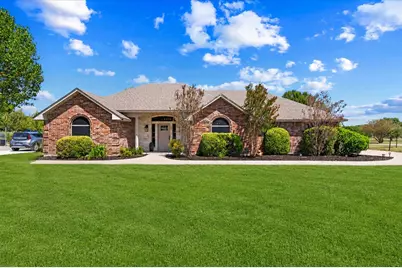 833 Shady Brook Lane, Red Oak, TX 75154 - Photo 1