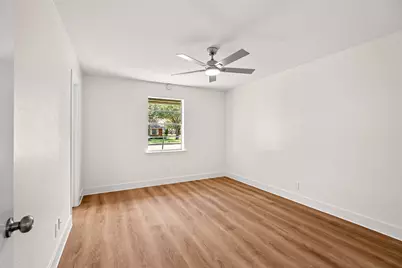 921 Bromwich Street, Garland, TX 75040 - Photo 22