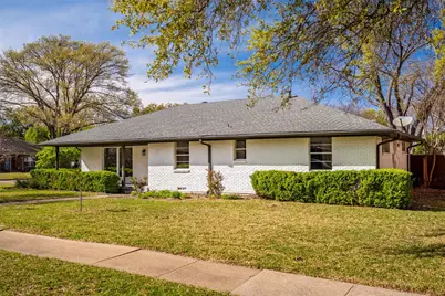 921 Bromwich Street, Garland, TX 75040 - Photo 2