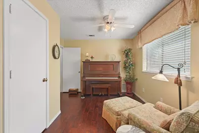 2833 Stoneridge Drive, Garland, TX 75044 - Photo 10