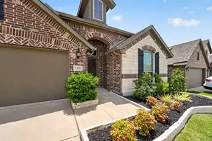 2105 Timineri Dr, Princeton, TX 75407 - Photo 2