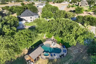 132 N Star Crossing Ln, Weatherford, TX 76088 - Photo 36