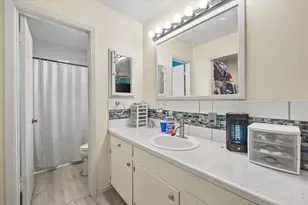 142 Iowa Pl, Van, TX 75790 - Photo 14