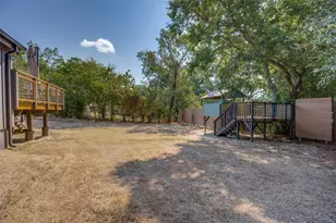 1530 W Chestnut St, Denison, TX 75020 - Photo 26