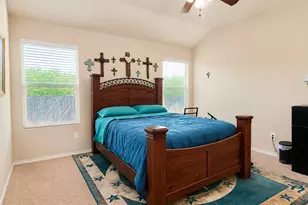 127 Creekview Dr, Azle, TX 76020 - Photo 26