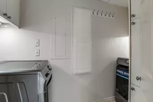 5909 Luther Ln, Dallas, TX 75225 - Photo 24