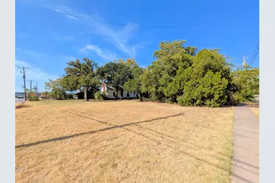 1723 Haltom Road, Haltom City, TX 76117 - Photo 6