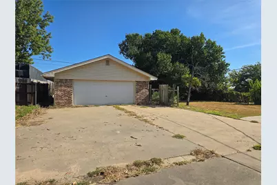 1514 Linda Street, Bowie, TX 76230 - Photo 16