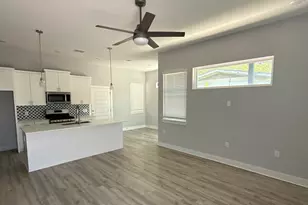 1042 Rosemont St, Austin, TX 78723 - Photo 6