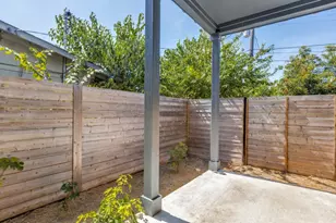 1042 Rosemont St, Austin, TX 78723 - Photo 24