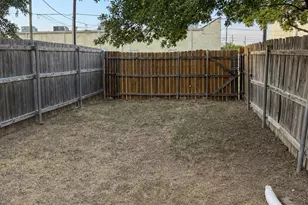 4011 Preferred Pl, Dallas, TX 75237 - Photo 10