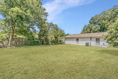 5729 Wellesley Avenue, Fort Worth, TX 76107 - Photo 30