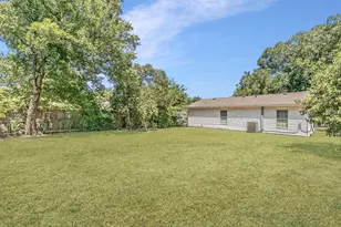 5729 Wellesley Ave, Fort Worth, TX 76107 - Photo 30