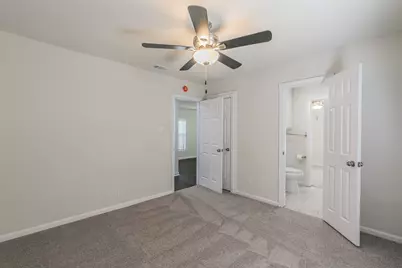 5729 Wellesley Avenue, Fort Worth, TX 76107 - Photo 16