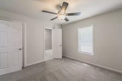 5729 Wellesley Avenue, Fort Worth, TX 76107 - Photo 20