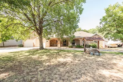 264 Oak Street, Nocona, TX 76255 - Photo 18