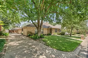 5709 Glacier Lake Dr, Arlington, TX 76013 - Photo 8