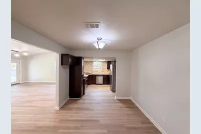 220 Grand Meadow Drive, Fort Worth, TX 76108 - Photo 6