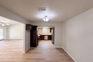 220 Grand Meadow Dr, Fort Worth, TX 76108 - Photo 6